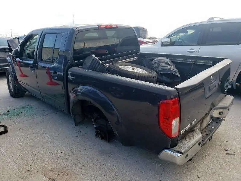 2014 NISSAN FRONTIER S  
