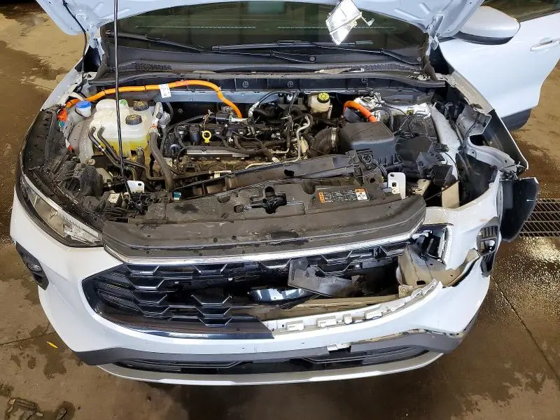 2025 FORD ESCAPE ST LINE SELECT  