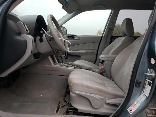 2010 SUBARU FORESTER XS  