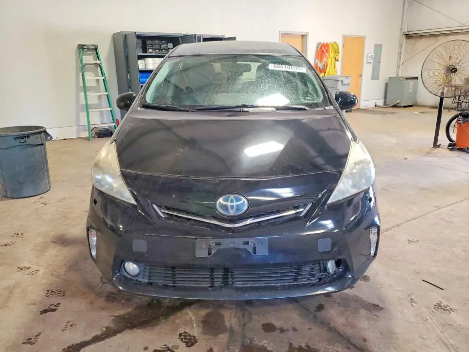 2013 TOYOTA PRIUS V FIVE  