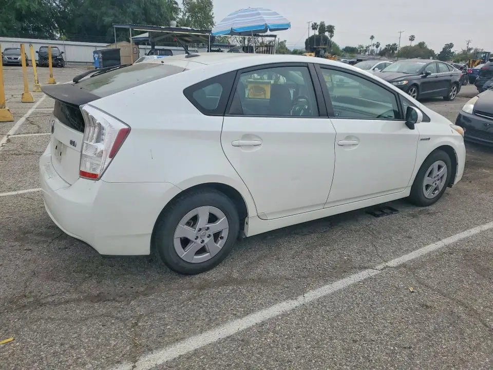 2011 TOYOTA PRIUS   