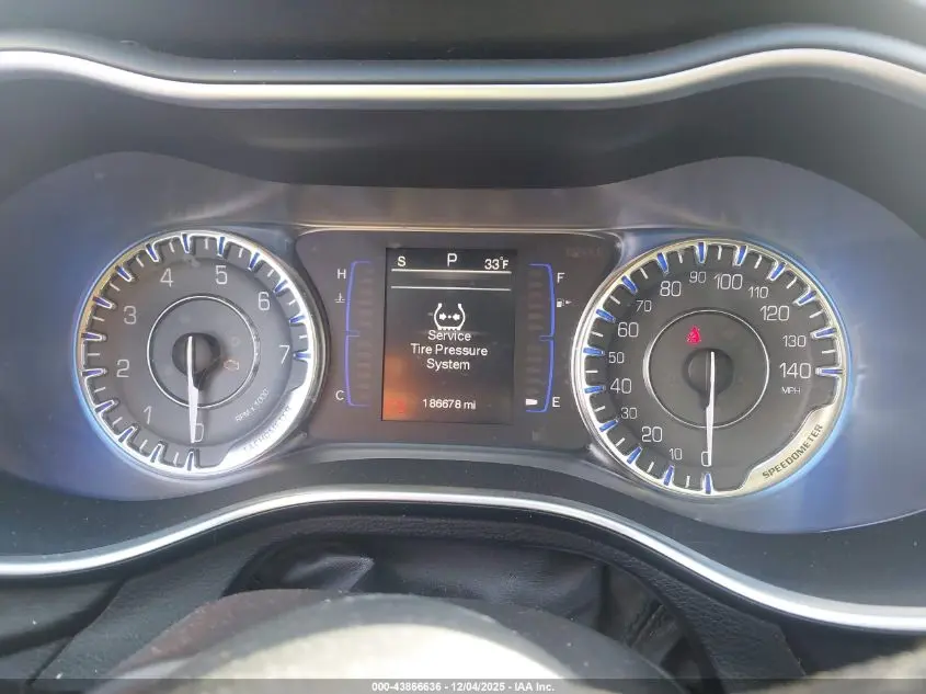 2015 CHRYSLER 200 LIMITED