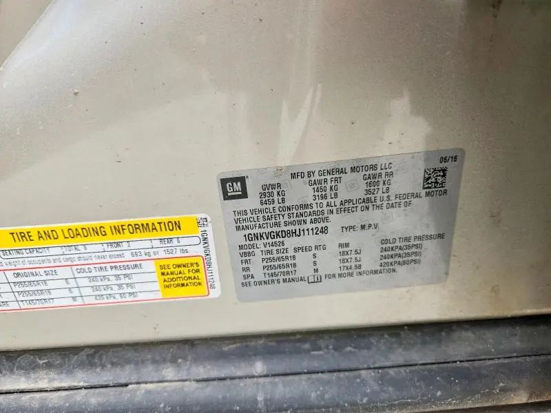 2017 CHEVROLET TRAVERSE LT  