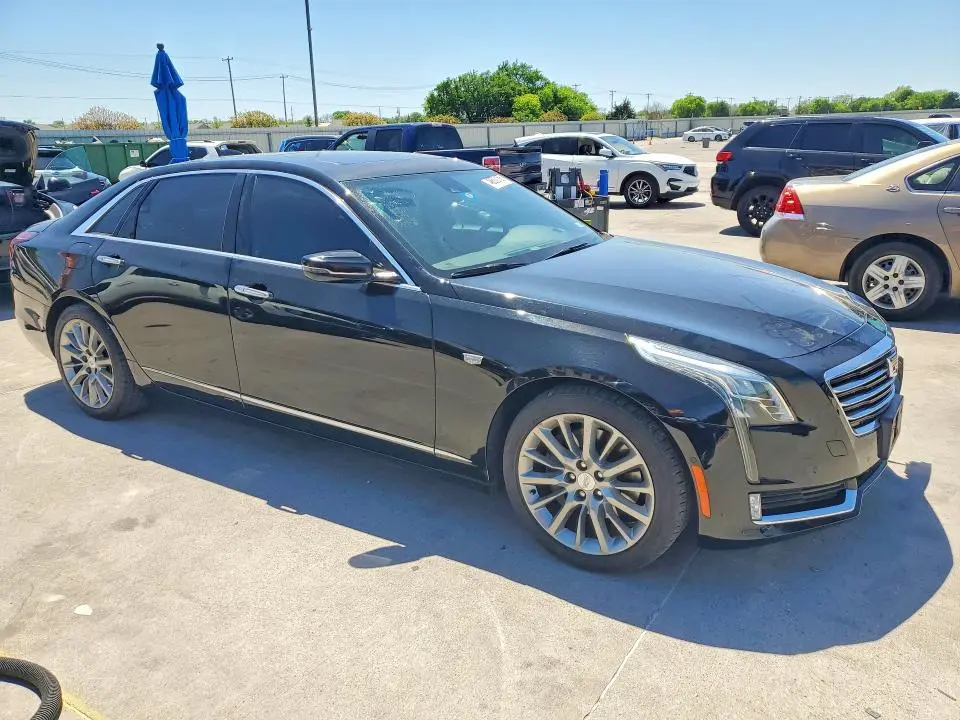 2017 CADILLAC CT6 LUXURY  