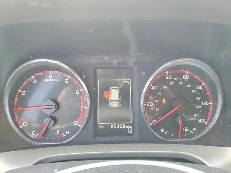 2016 TOYOTA RAV4 SE  