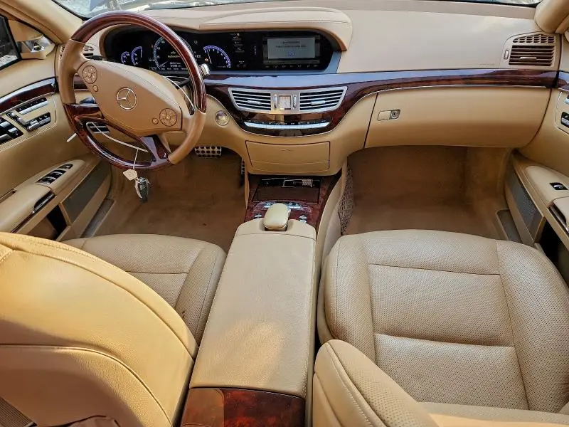 2013 MERCEDES-BENZ S 550  