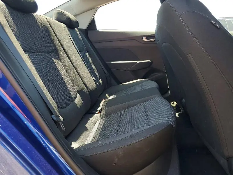 2019 HYUNDAI ACCENT SE  