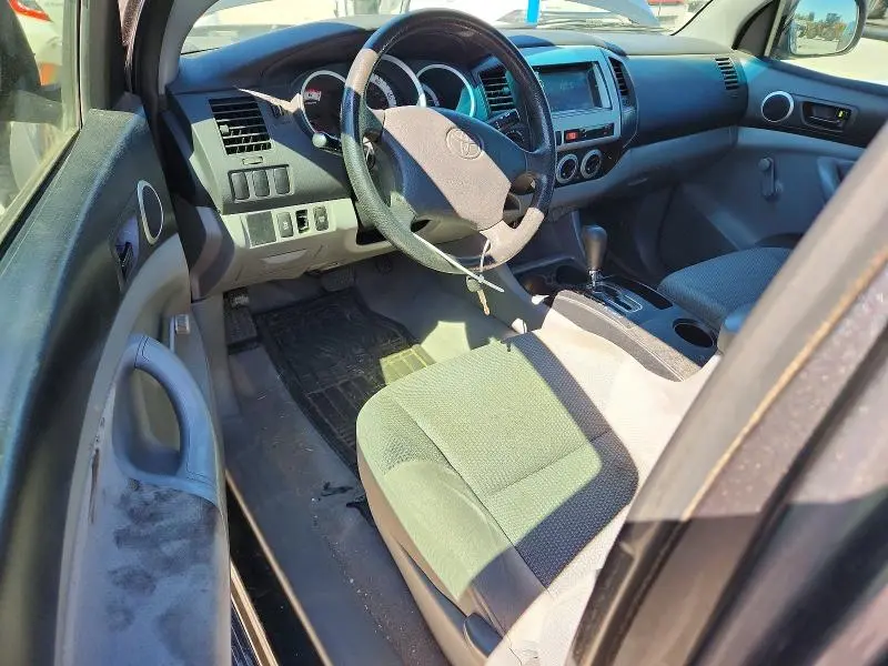 2011 TOYOTA TACOMA BASE  