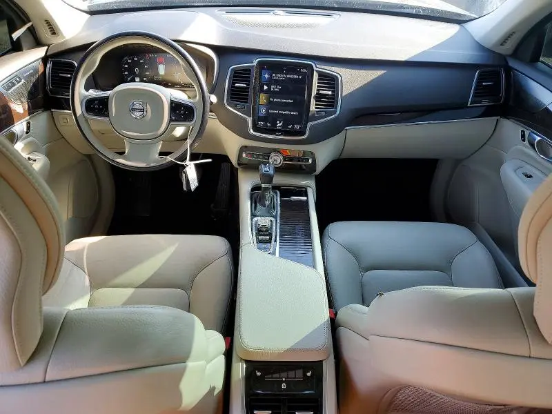 2019 VOLVO XC90 T5 MOMENTUM  
