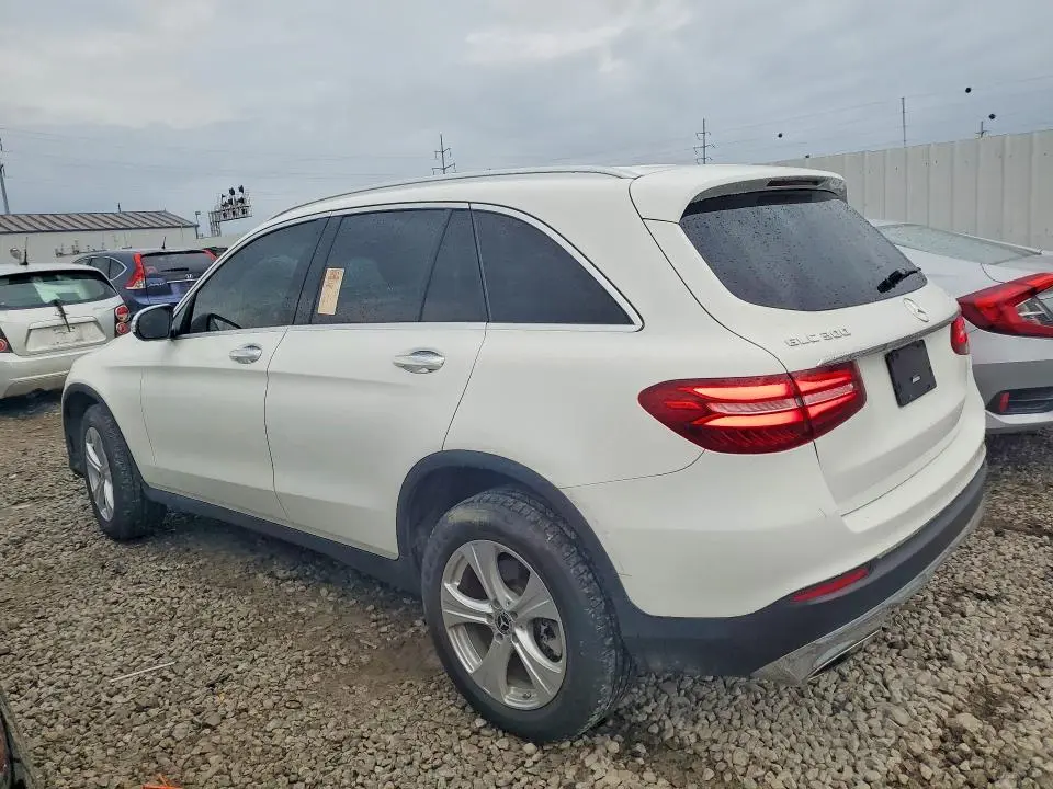 2018 MERCEDES-BENZ GLC 300 4MATIC  