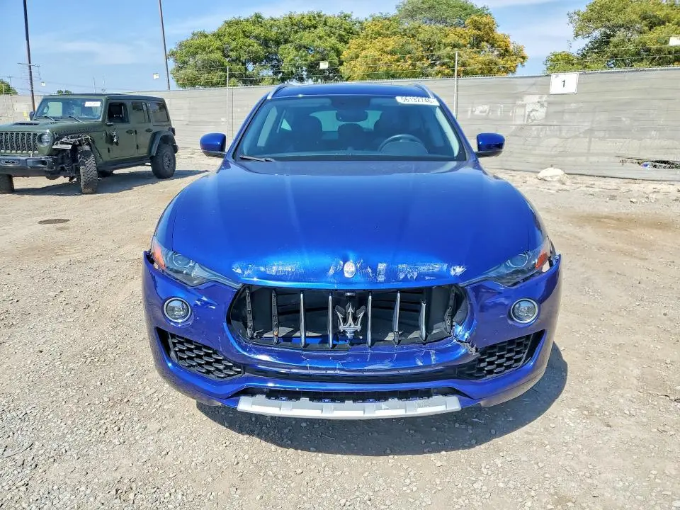 2017 MASERATI LEVANTE S LUXURY  