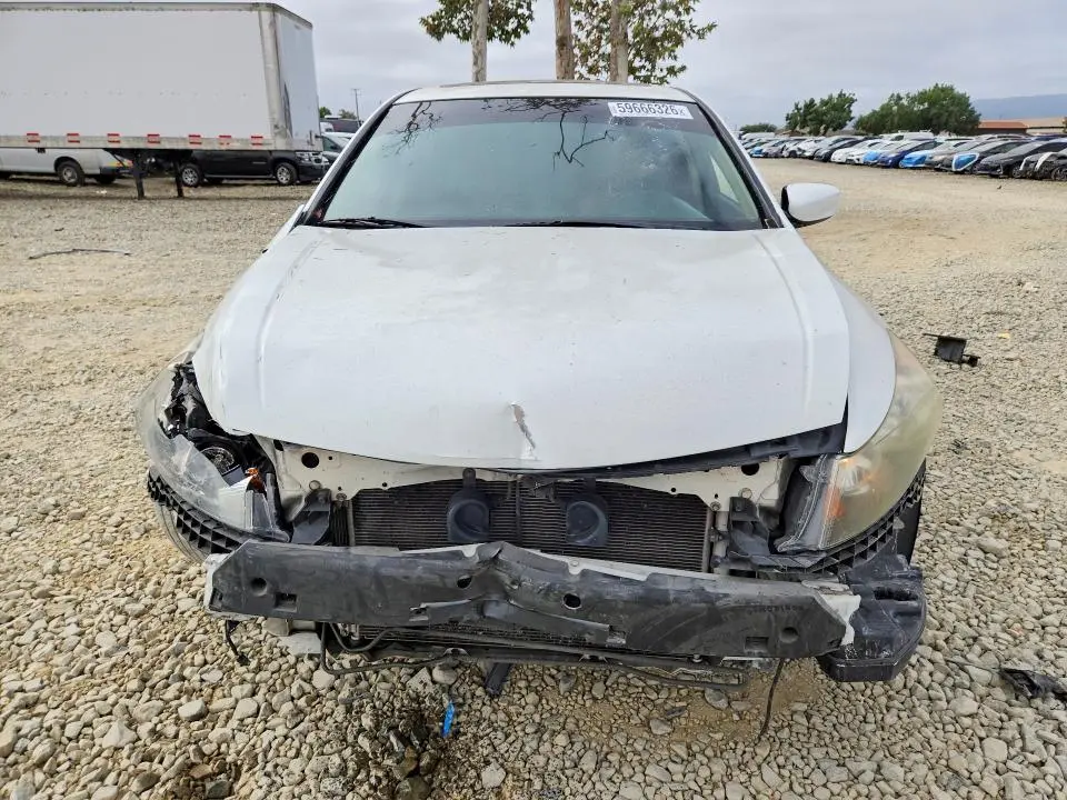 2011 HONDA ACCORD EXL  