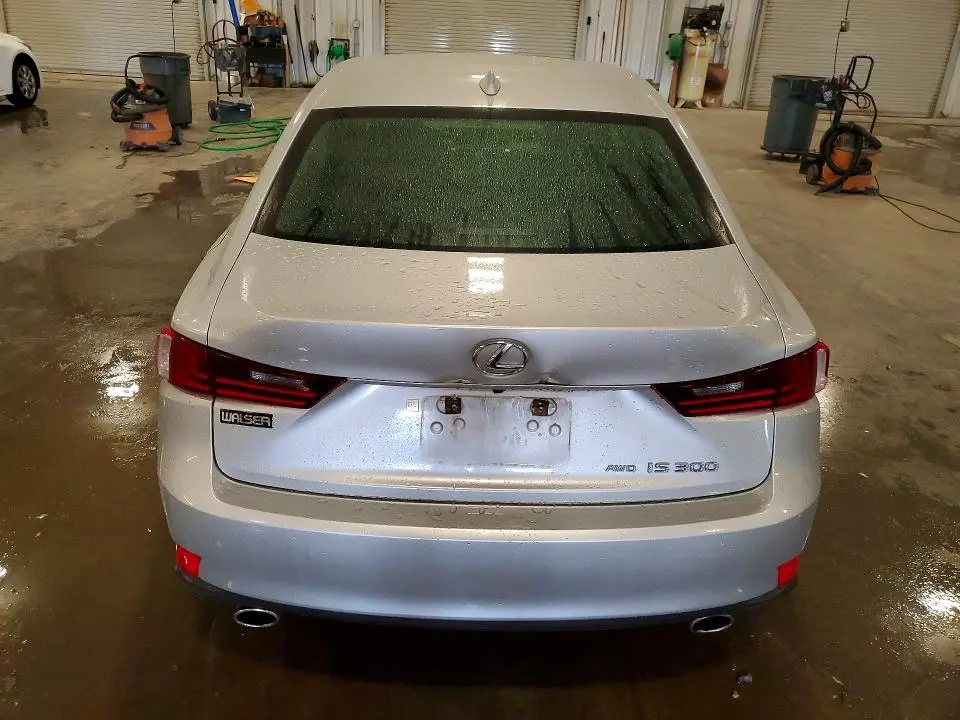 2016 LEXUS IS 300  