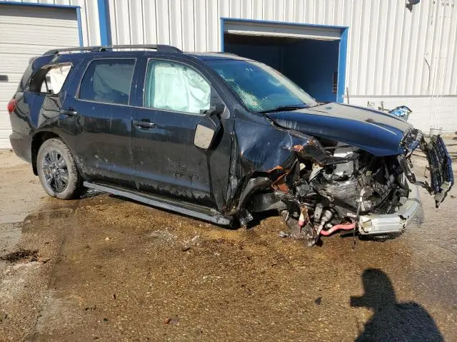 2019 TOYOTA SEQUOIA SR5  