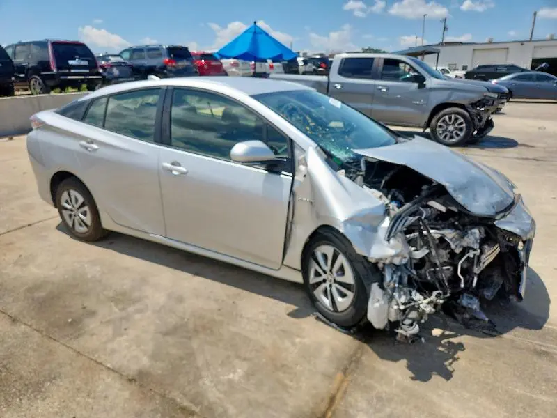 2017 TOYOTA PRIUS   