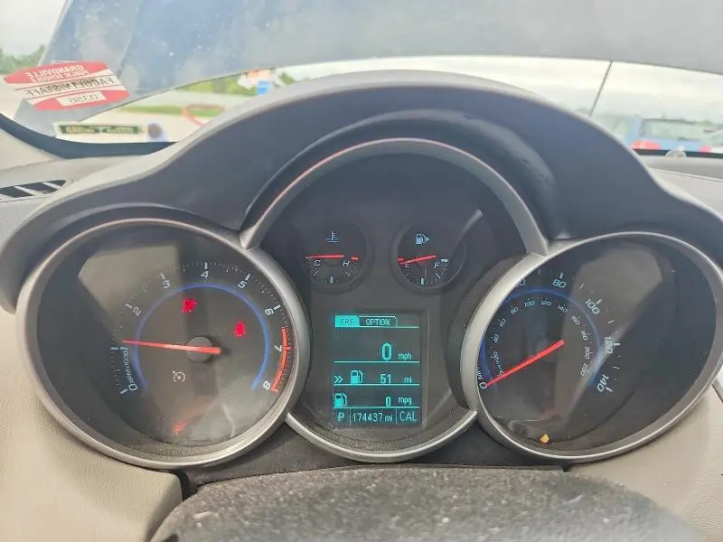 2014 CHEVROLET CRUZE LS  
