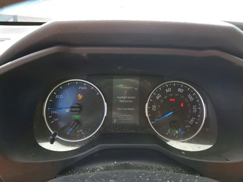 2021 TOYOTA RAV4 LE  