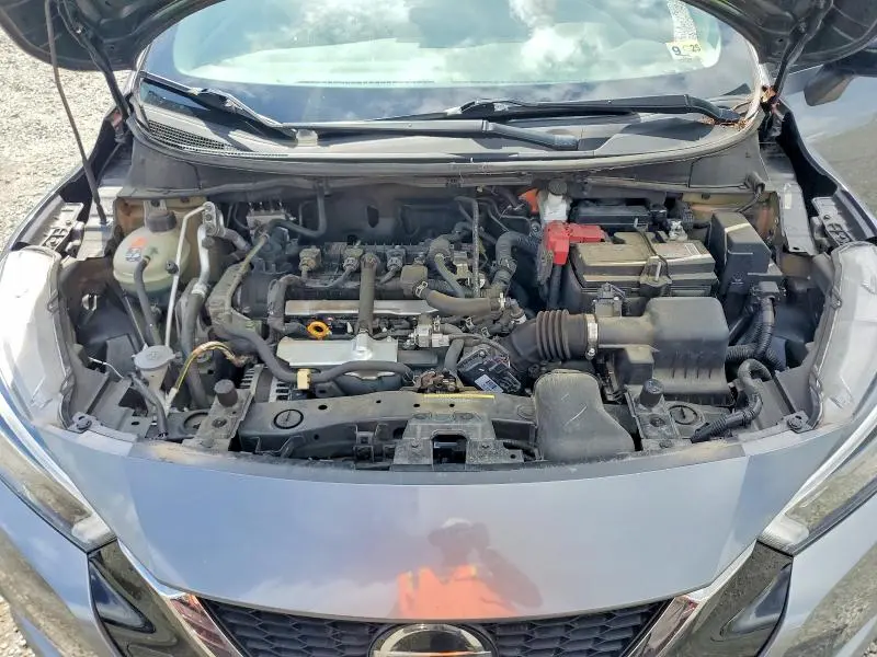 2022 NISSAN VERSA SR  