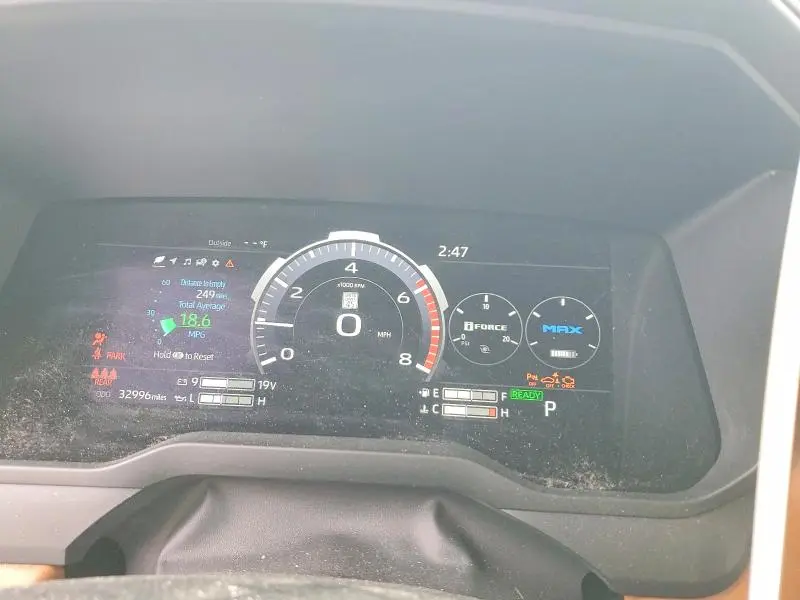 2024 TOYOTA TUNDRA CREWMAX LIMITED  