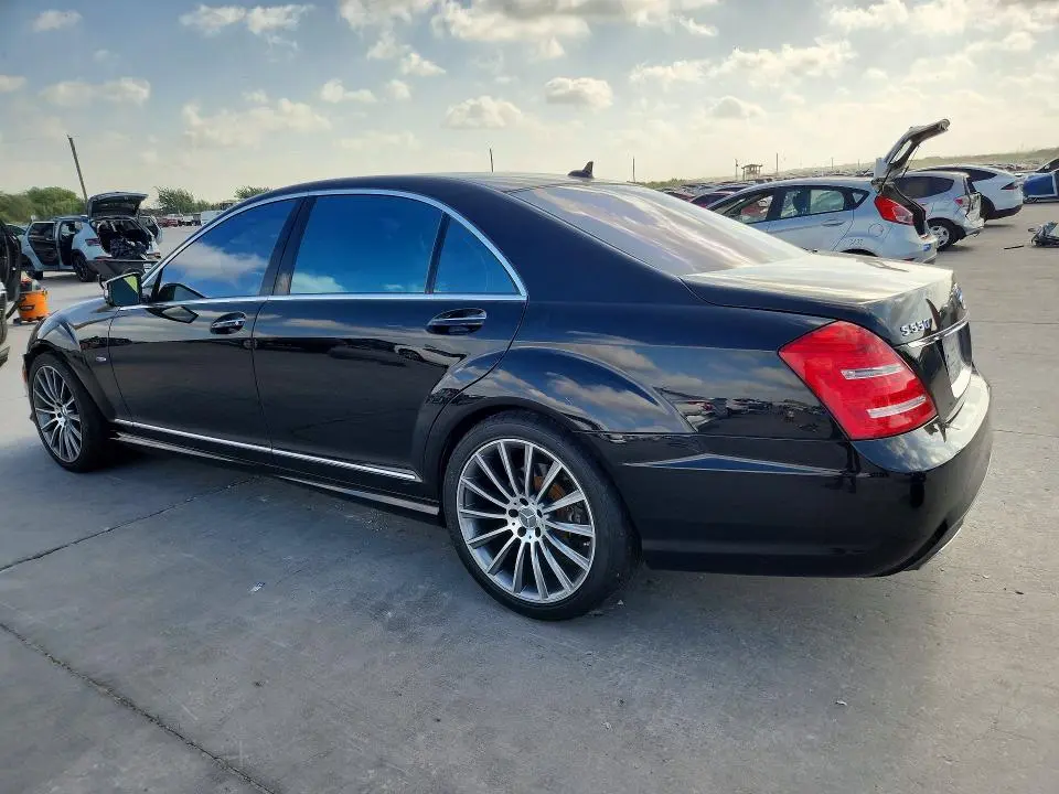 2012 MERCEDES-BENZ S 550  