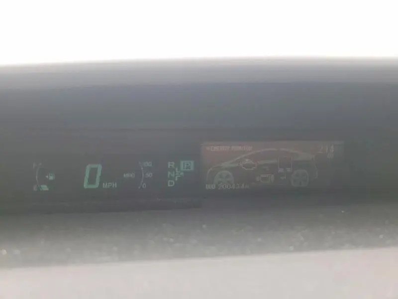2010 TOYOTA PRIUS III  