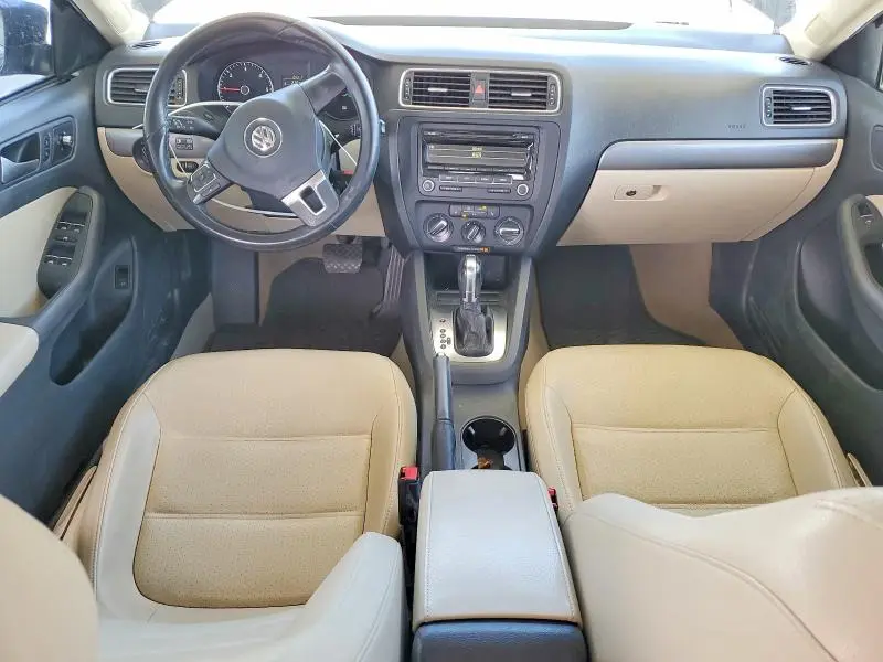 2013 VOLKSWAGEN JETTA TDI  