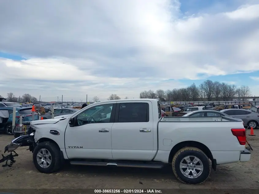 2017 NISSAN TITAN SV