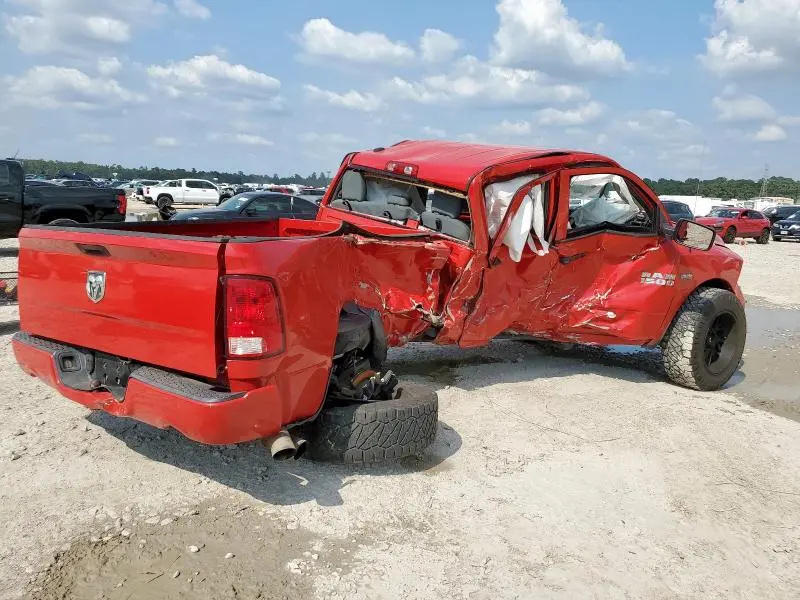 2015 RAM 1500 ST