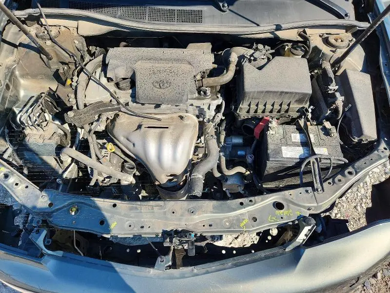 2014 TOYOTA CAMRY XLE  