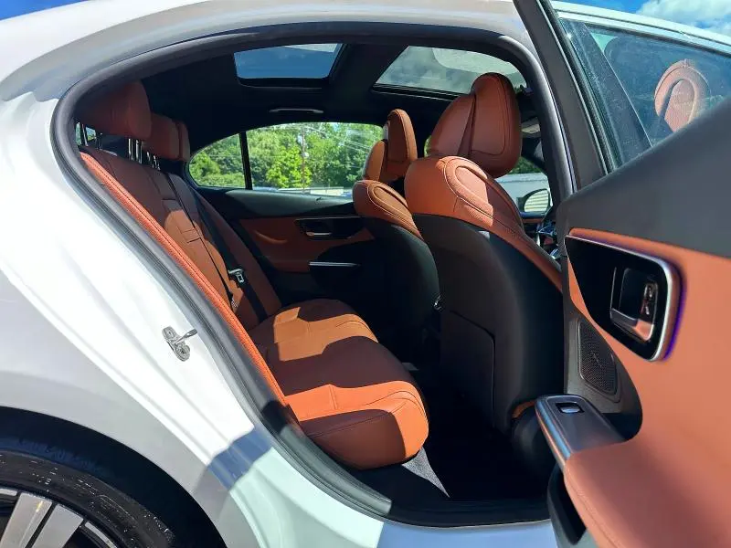 2025 MERCEDES-BENZ C 300 4MATIC  