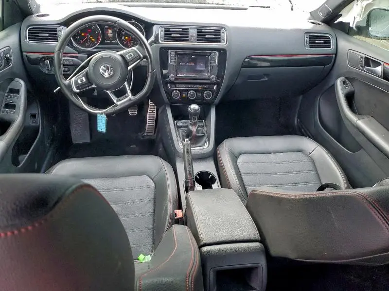 2017 VOLKSWAGEN JETTA GLI  