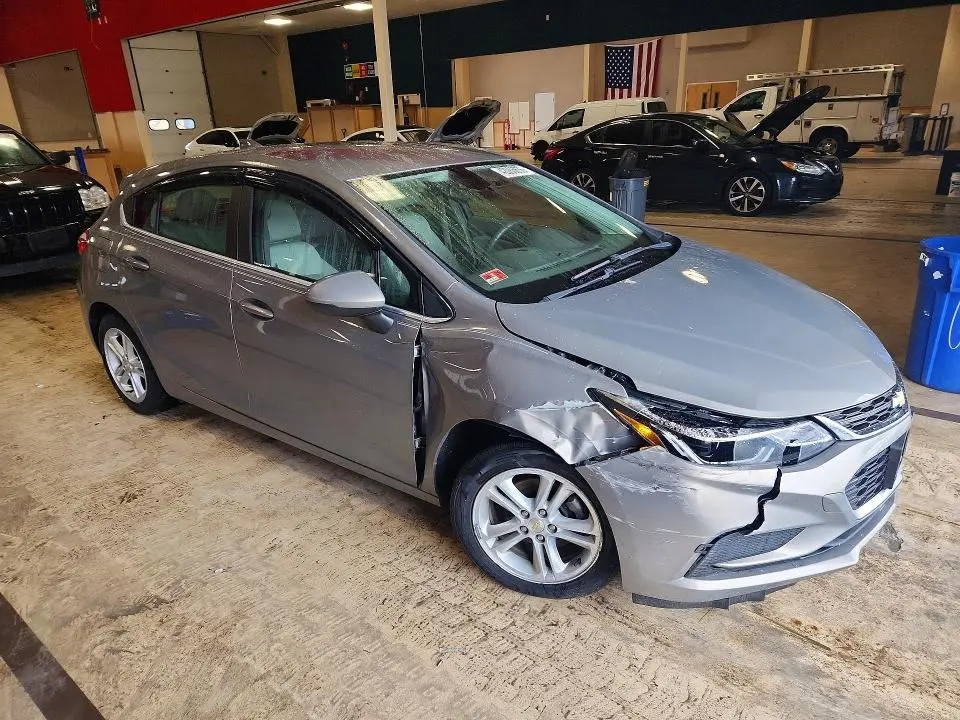 2017 CHEVROLET CRUZE LT  