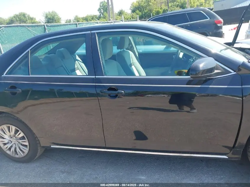 2014 TOYOTA CAMRY LE