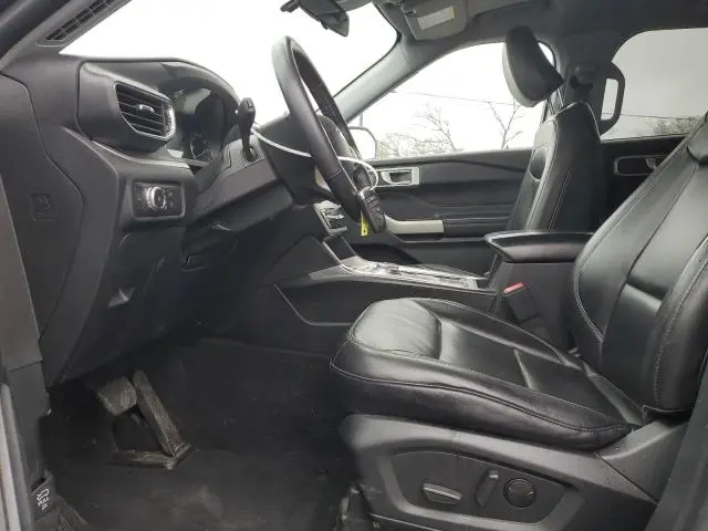 2021 FORD EXPLORER XLT  