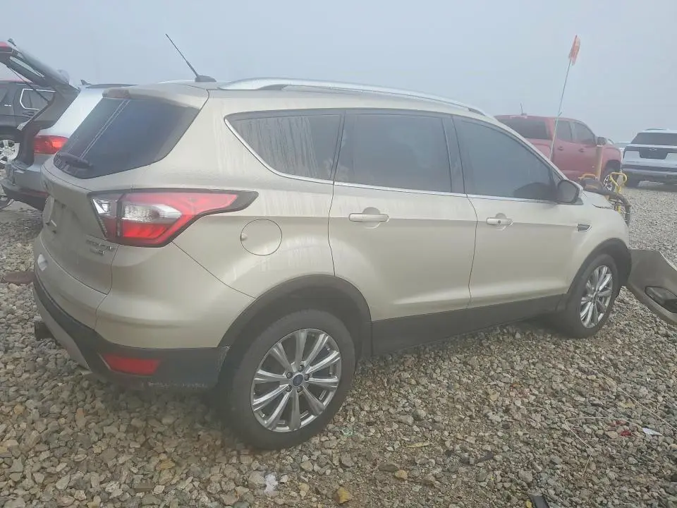 2017 FORD ESCAPE TITANIUM  