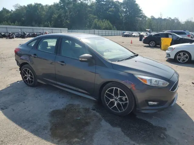 2016 FORD FOCUS SE  