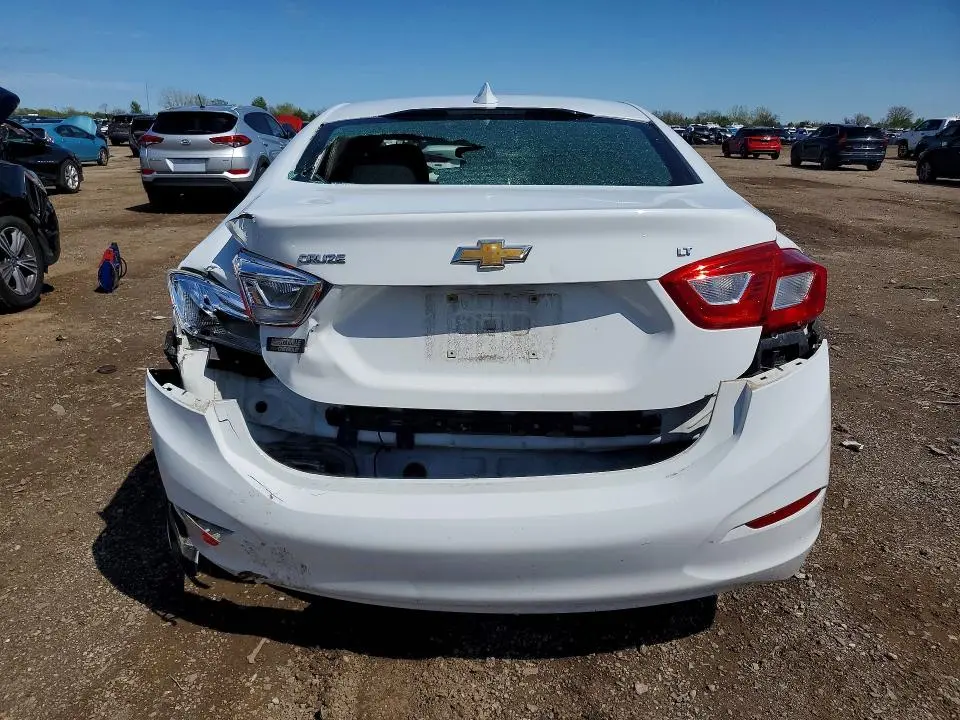 2016 CHEVROLET CRUZE LT  