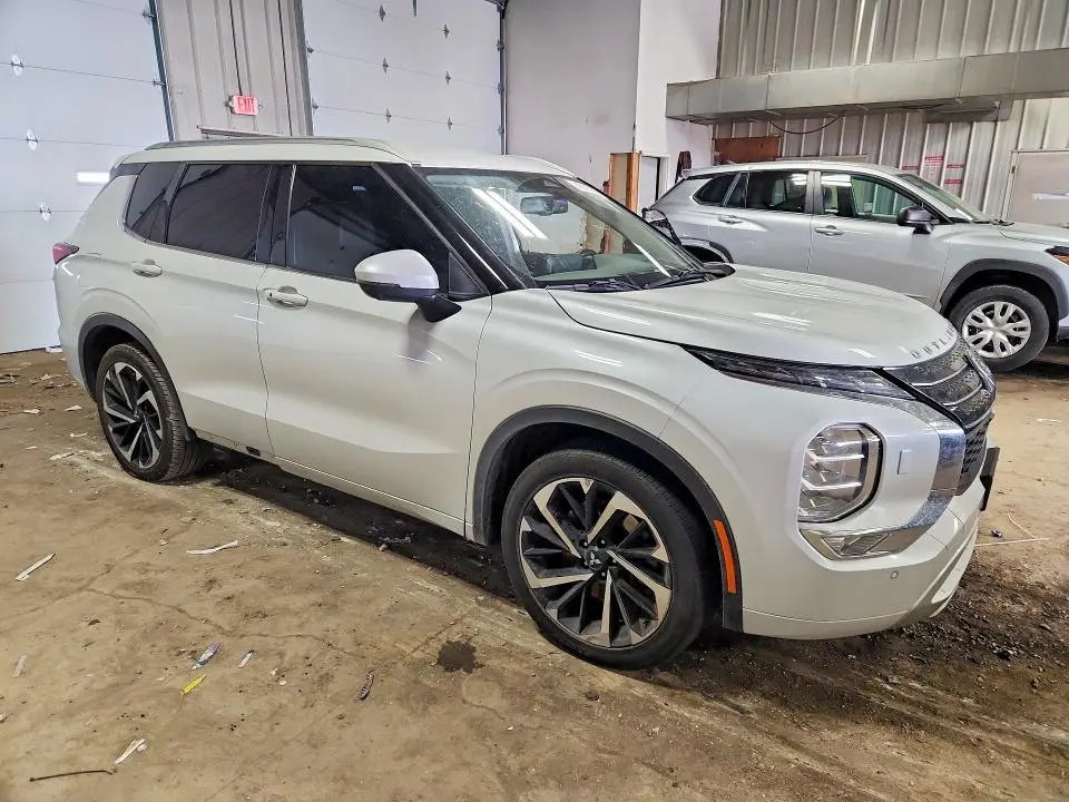 2022 MITSUBISHI OUTLANDER SEL  
