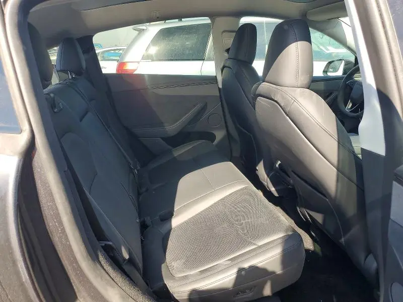 2026 TESLA MODEL Y   