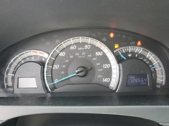 2013 TOYOTA CAMRY L