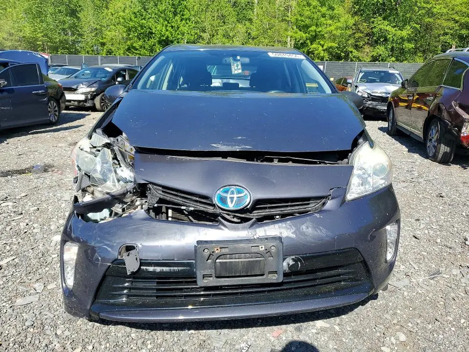 2014 TOYOTA PRIUS ONE  