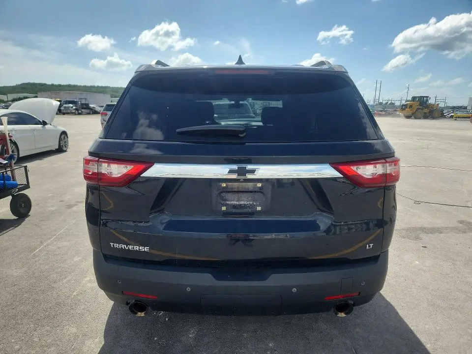 2020 CHEVROLET TRAVERSE LT  
