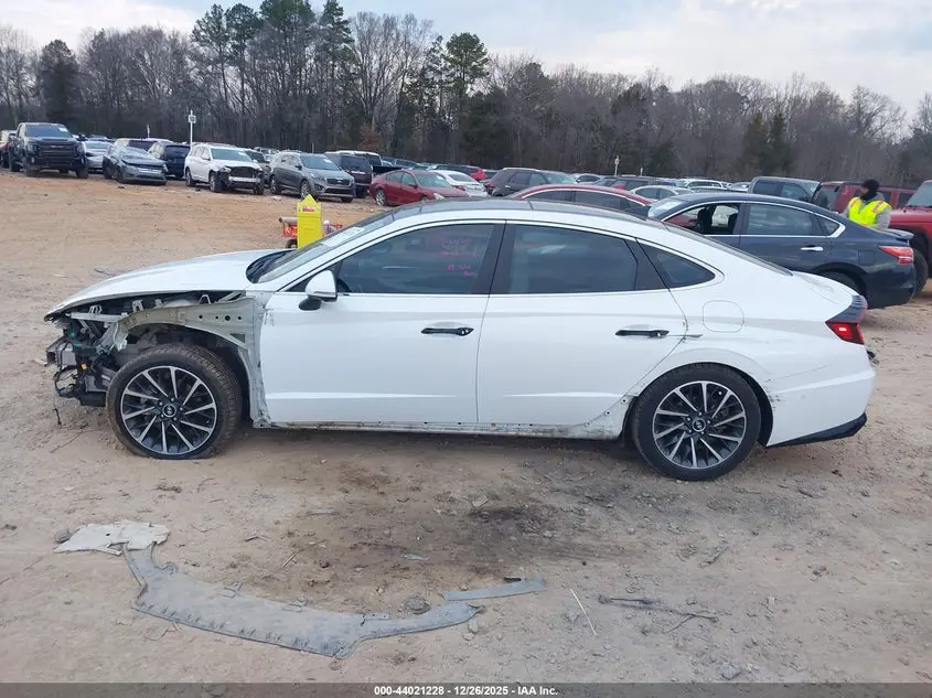 2022 HYUNDAI SONATA LIMITED