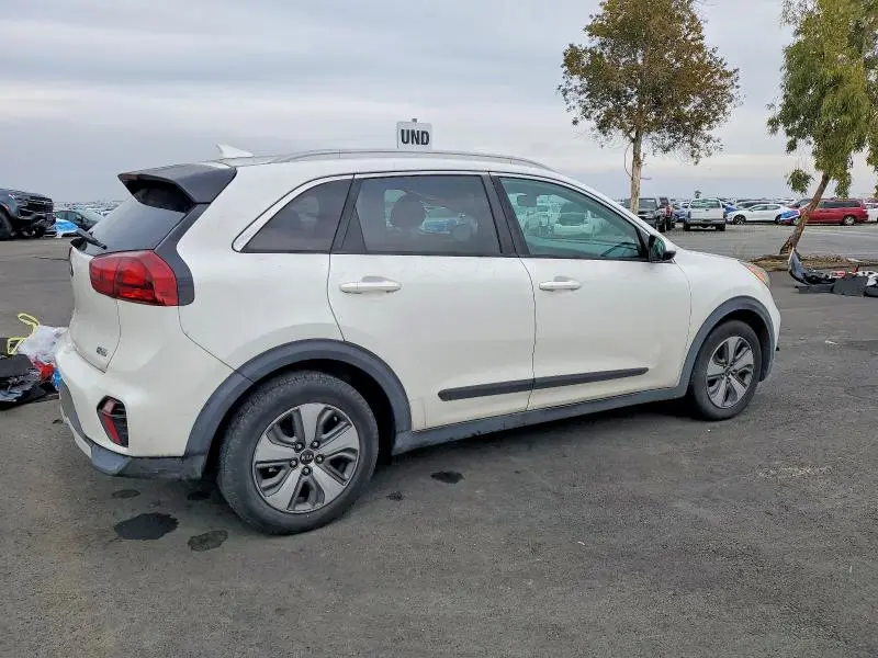 2020 KIA NIRO LX  