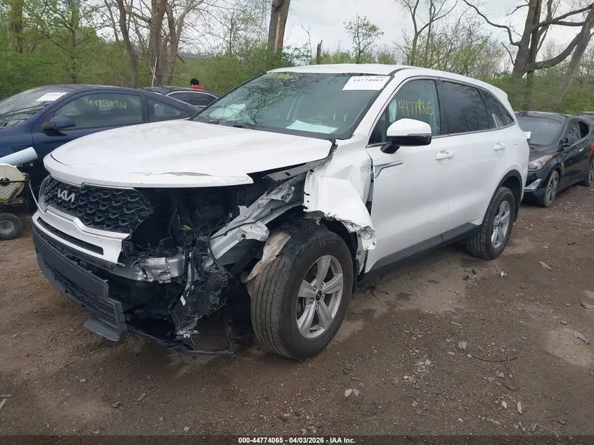 2023 KIA SORENTO LX