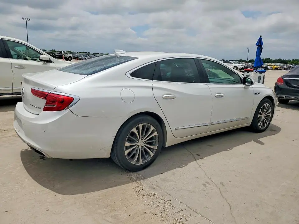 2017 BUICK LACROSSE ESSENCE  
