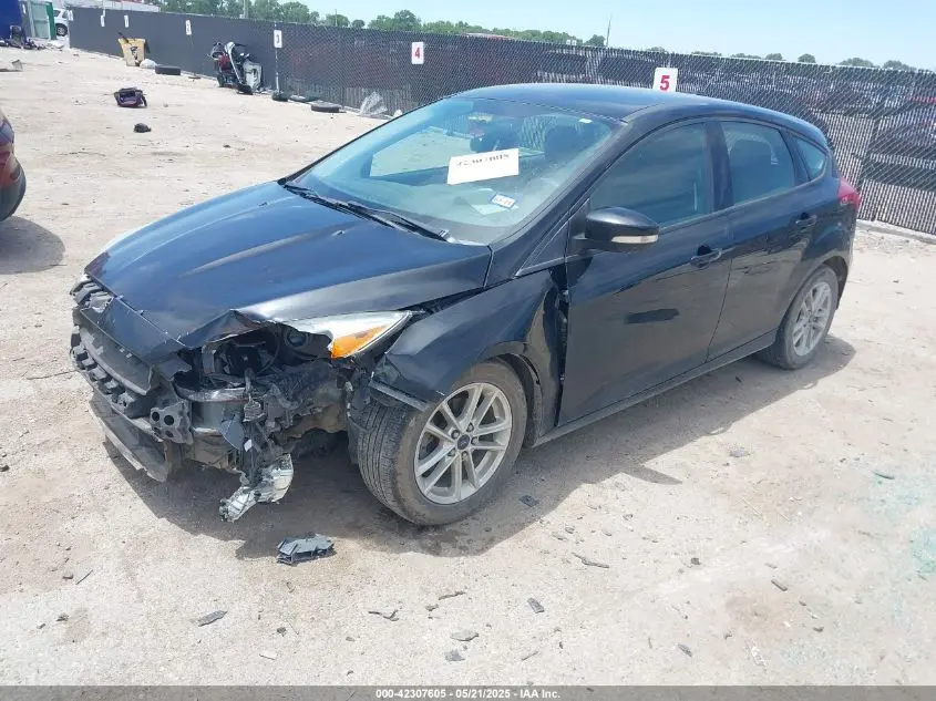 2016 FORD FOCUS SE