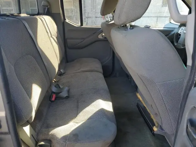 2017 NISSAN FRONTIER S  