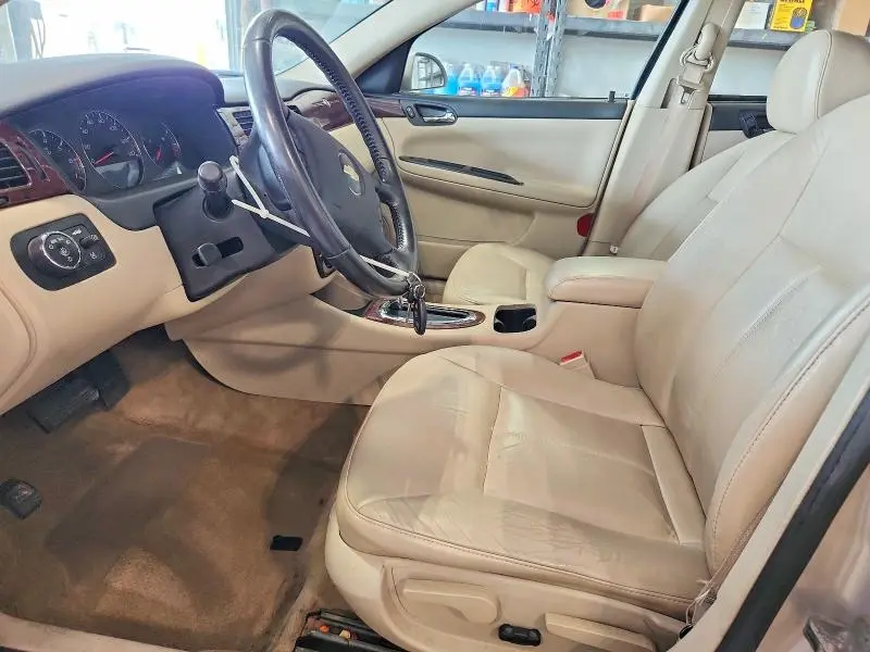 2010 CHEVROLET IMPALA LT  