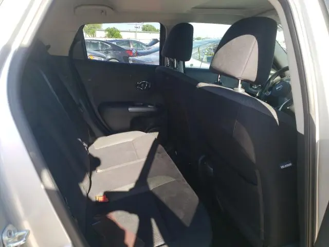 2015 NISSAN JUKE S